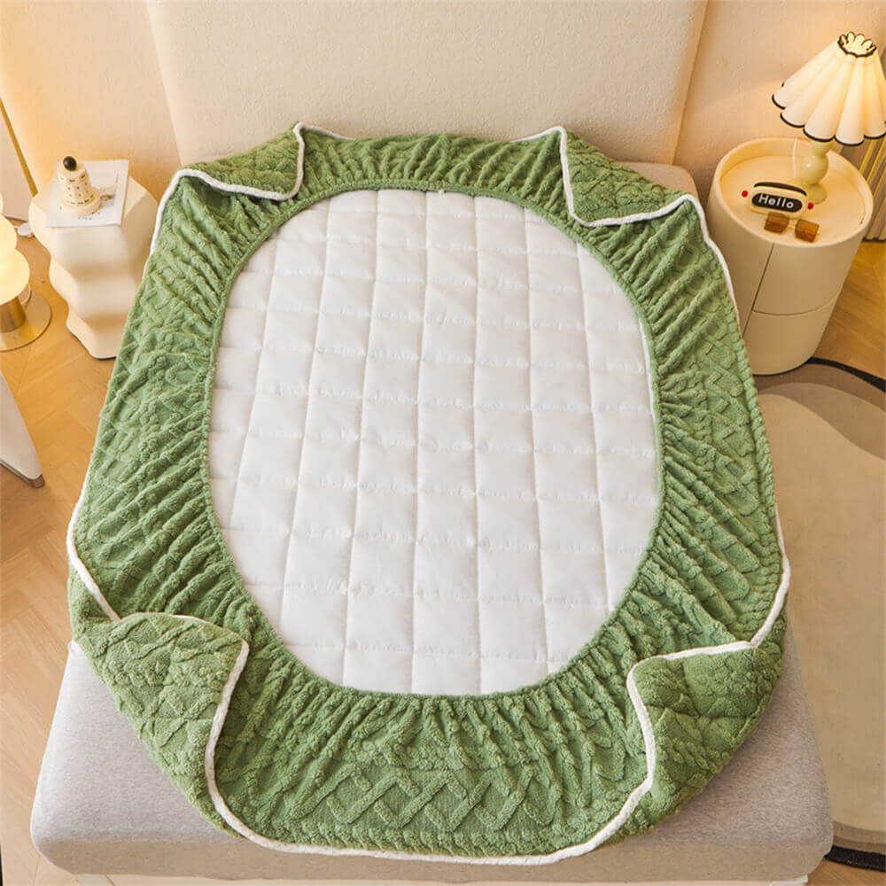 Cozy Cloud | Mattress Protector with Anti-Static Polyester | Washable Cover for Pet Hair Resistance 1