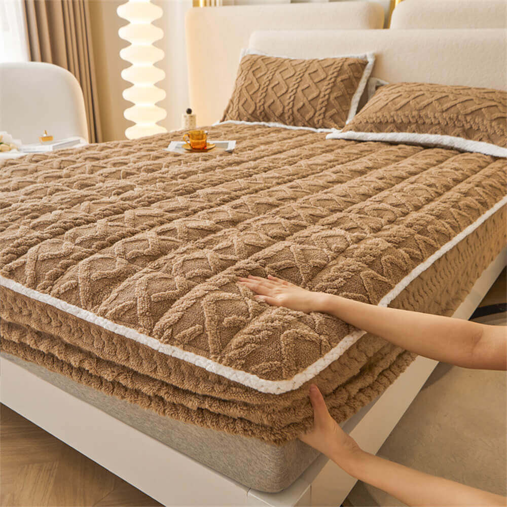 Cozy Cloud | Mattress Protector with Anti-Static Polyester | Washable Cover for Pet Hair Resistance 6