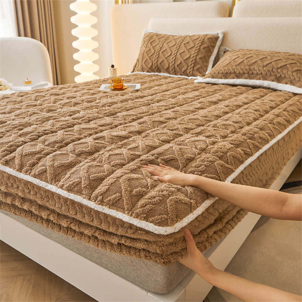 Cozy Cloud | Mattress Protector with Anti-Static Polyester | Washable Cover for Pet Hair Resistance 6