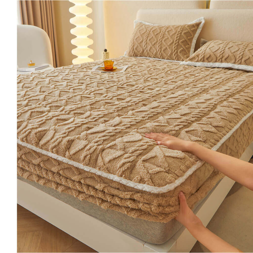 Cozy Cloud | Mattress Protector with Anti-Static Polyester | Washable Cover for Pet Hair Resistance 8