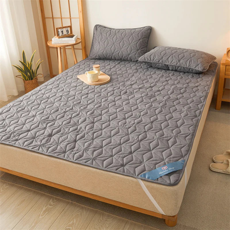 Cozy Comfort | Waterproof Mattress Topper Queen with Elastic Band | Quilted Design for Enhanced Sleep Protection 1