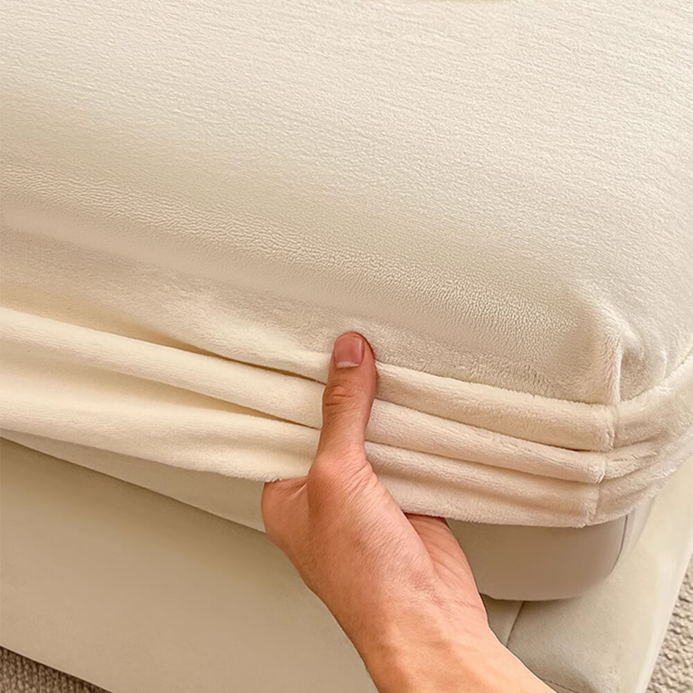 Velvet Soft Fitted Sheet Set | Hypoallergenic Crystal Velvet for Luxurious Comfort 4