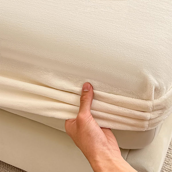Velvet Soft Fitted Sheet Set | Hypoallergenic Crystal Velvet for Luxurious Comfort 4